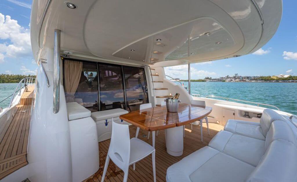 rear deck of sunseeker 74